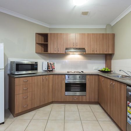 Mont Clare Boutique Apartments Perth Exterior photo
